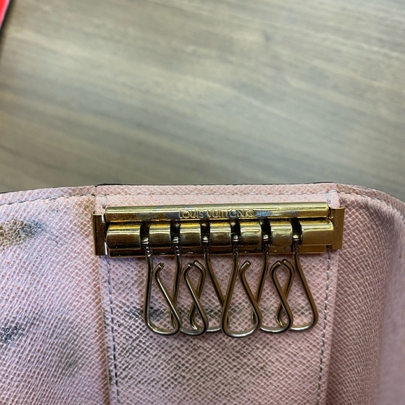 Louis vuitton key holder - Picture 8 of 8